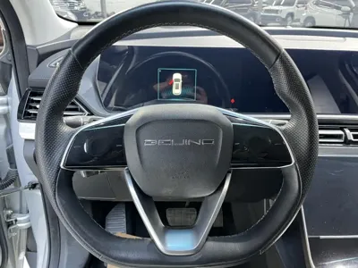 BAIC X7