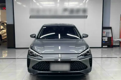 Roewe i5