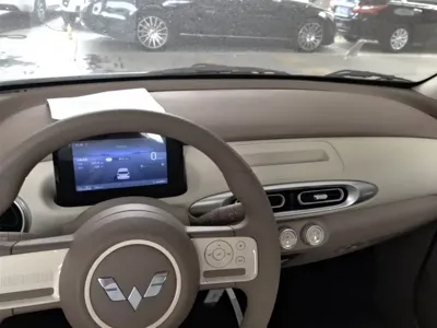 Wuling MINIEV