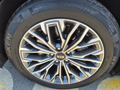 Kia K9