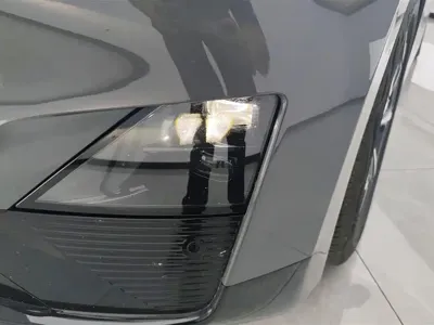 Lynk & Co Z20