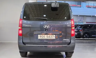 Hyundai Starex