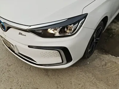 BAIC EU5