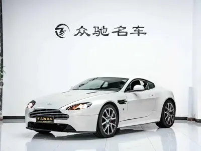 Aston Martin V8 Vantage