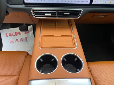 Li Auto Li L8