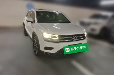 Volkswagen Tharu
