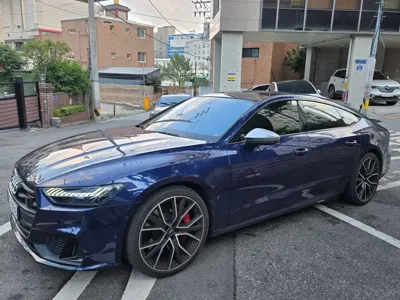 Audi S7
