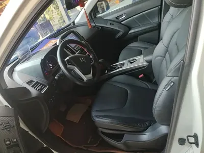 Luxgen U6
