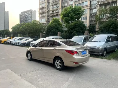 Hyundai Verna