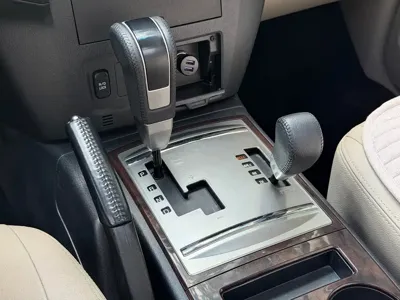 Mitsubishi Pajero (Import)