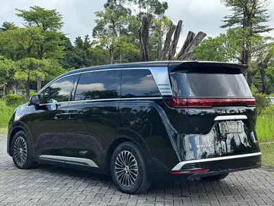 Denza Denza D9