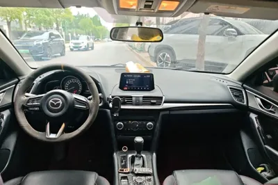 Mazda Mazda 3 Axela
