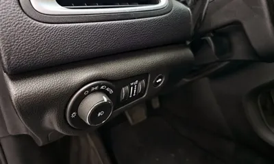 Chrysler 200