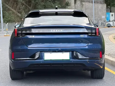 Zeekr 001