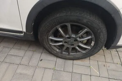 Geely Auto Vision X3