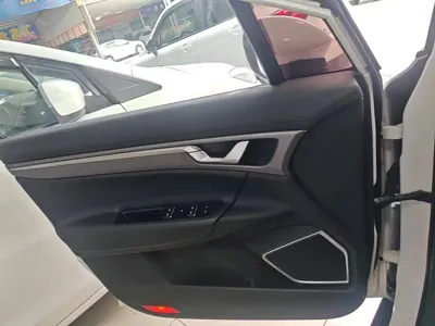 Geely Emgrand GS