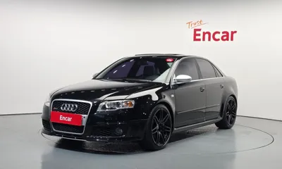 Audi RS4