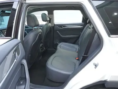 Zhonghua V7