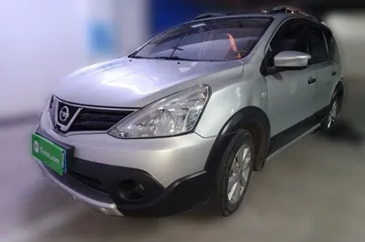 Nissan Livina
