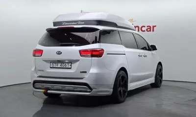 Kia Canival