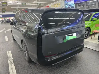 Li Auto Li MEGA