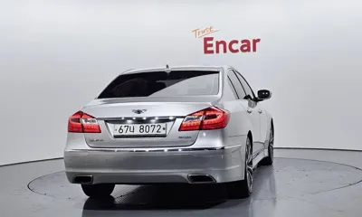 Hyundai Genesis