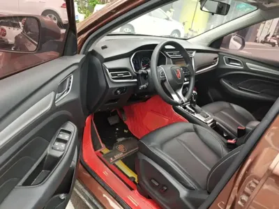 Roewe RX3