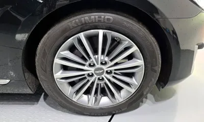 Genesis EQ900