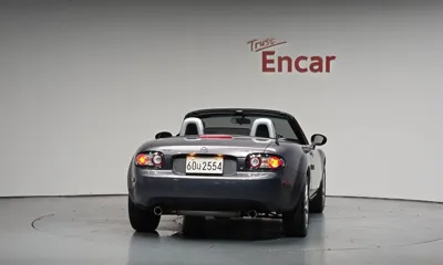 Mazda MX-5 Miata