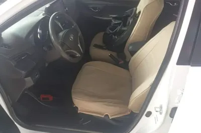 Toyota YARiS L Zhi Xuan