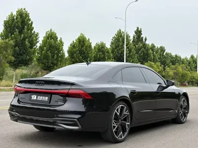 Audi A7L