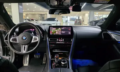 BMW 8-Series