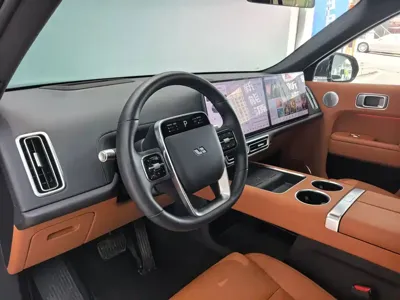 Li Auto Li L8