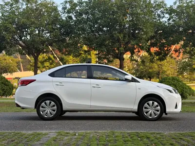 Toyota Yaris L