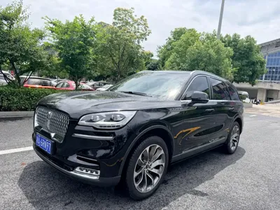 Lincoln Aviator