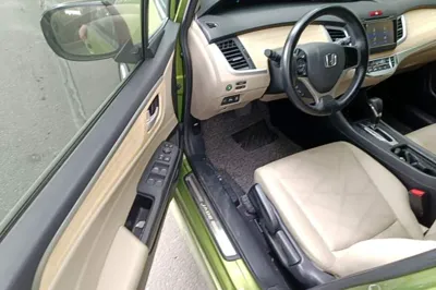 Honda Jade