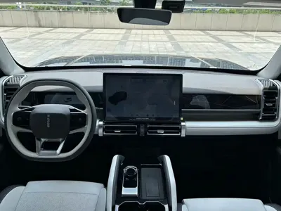 iCAR iCAR 03