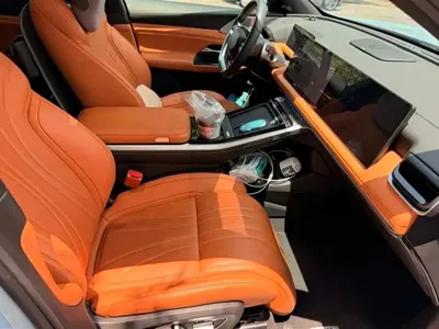 Xpeng G9