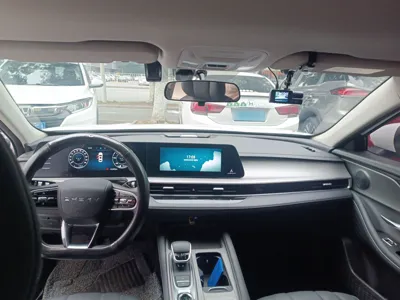 Chery Fengyun A8