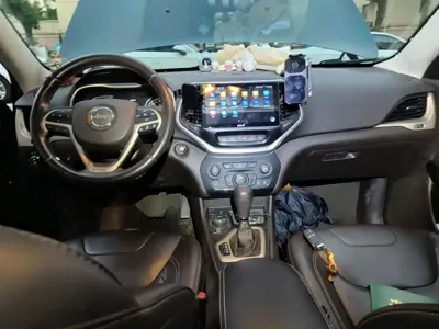 Jeep Cherokee (Import)