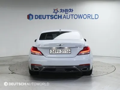 Genesis G70
