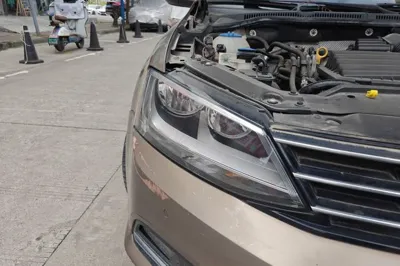 Volkswagen Sagitar