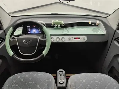 Wuling MINIEV