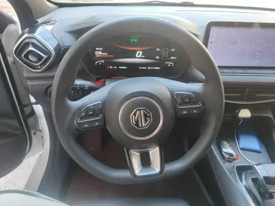 MG MG5