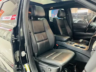 Jeep Grand Cherokee (Import)