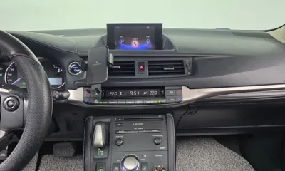 Lexus CT200h