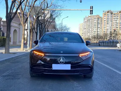 Mercedes-Benz EQS