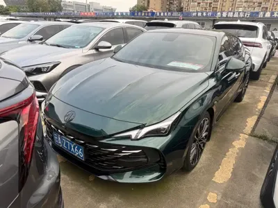 MG MG7