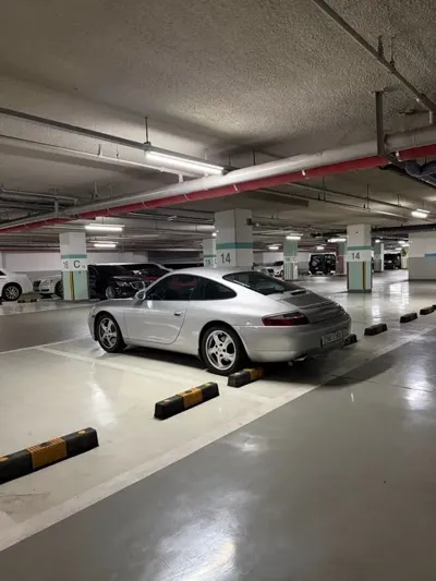 Porsche 911