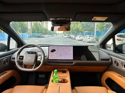 Li Auto 理想i6